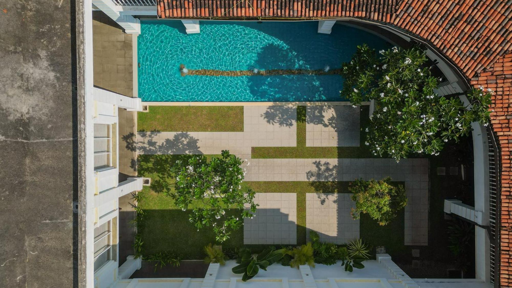 Hibiscus Beach Hotel & Villas Kalutara Esterno foto