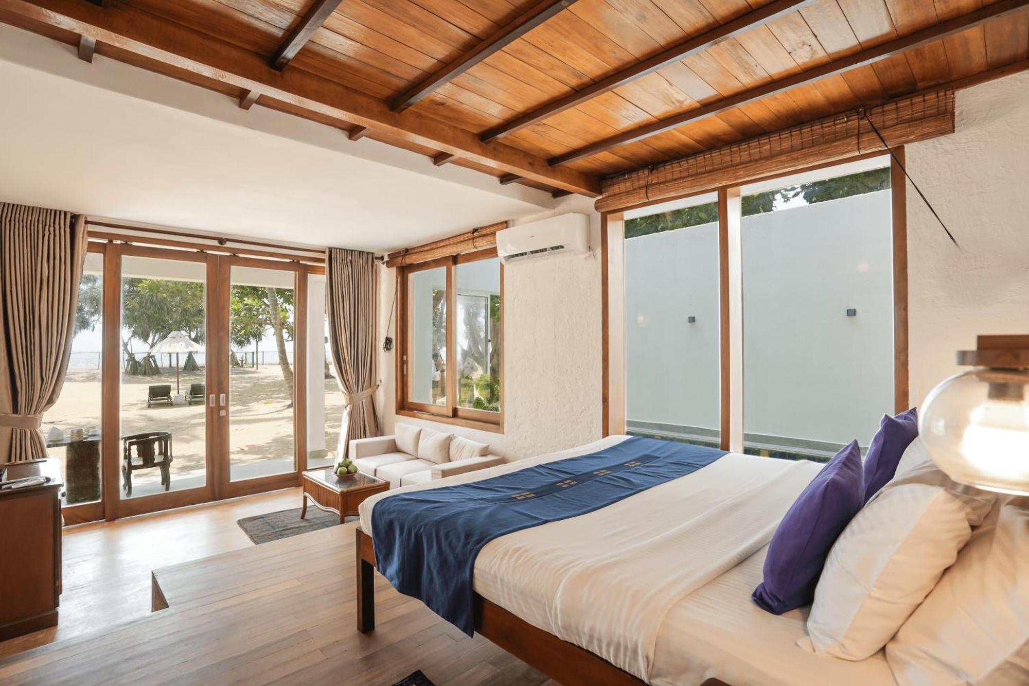 Hibiscus Beach Hotel & Villas Kalutara Esterno foto